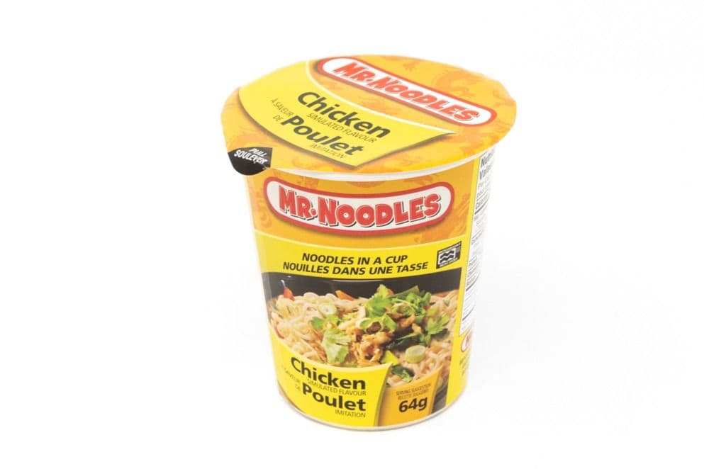 Mr. Noodles Chicken Flavoured Cup (64 g)