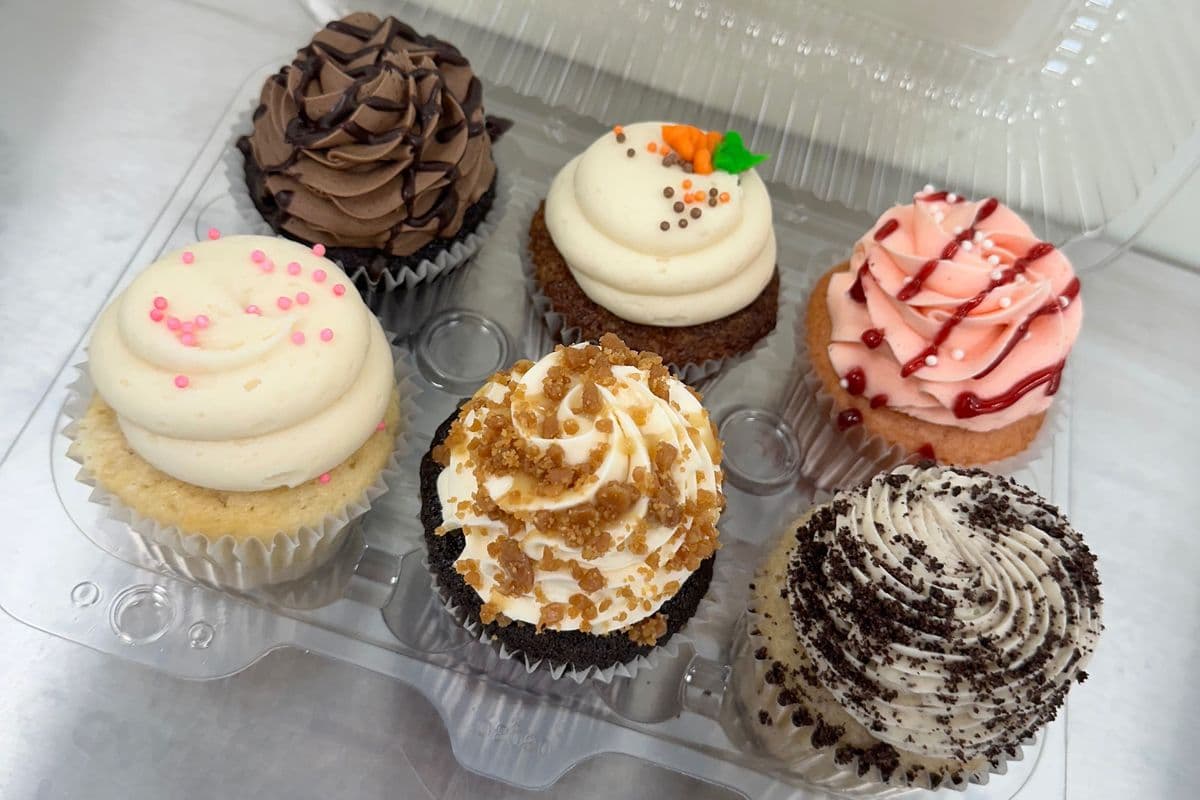 FRESH Cupcake 6 pack: Option 2