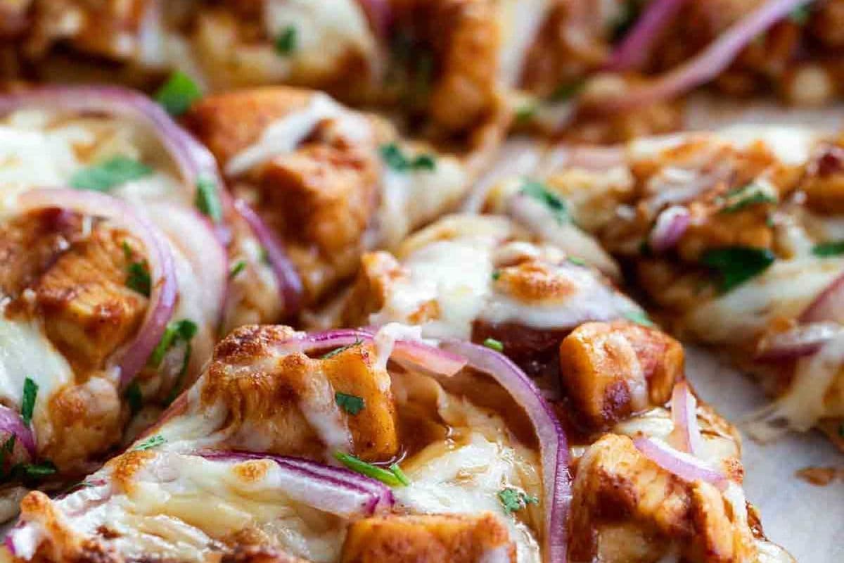 Large 14" BBQ Chicken Pizza
