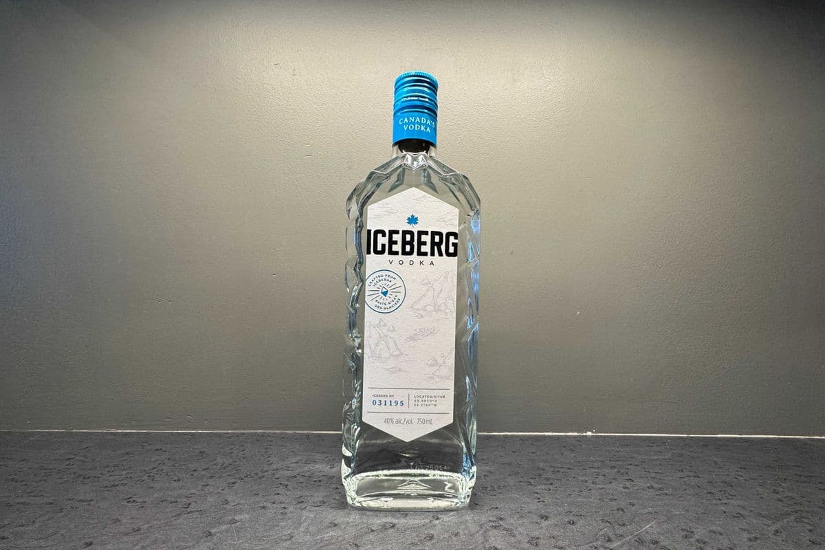 Iceberg Vodka Bottle (1 x 750ml)