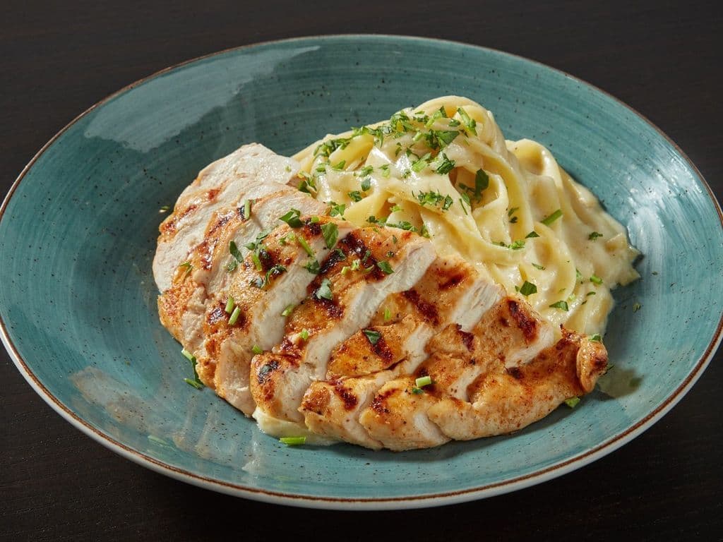 Chicken Fettuccine Alfredo