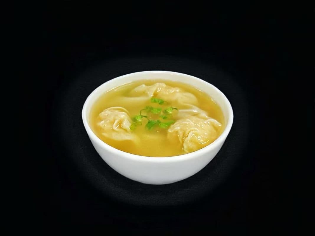 S28 Soupe Wonton aux Crevettes(3) 大虾云吞汤(3)