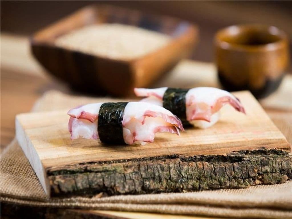 Tako SUSHI