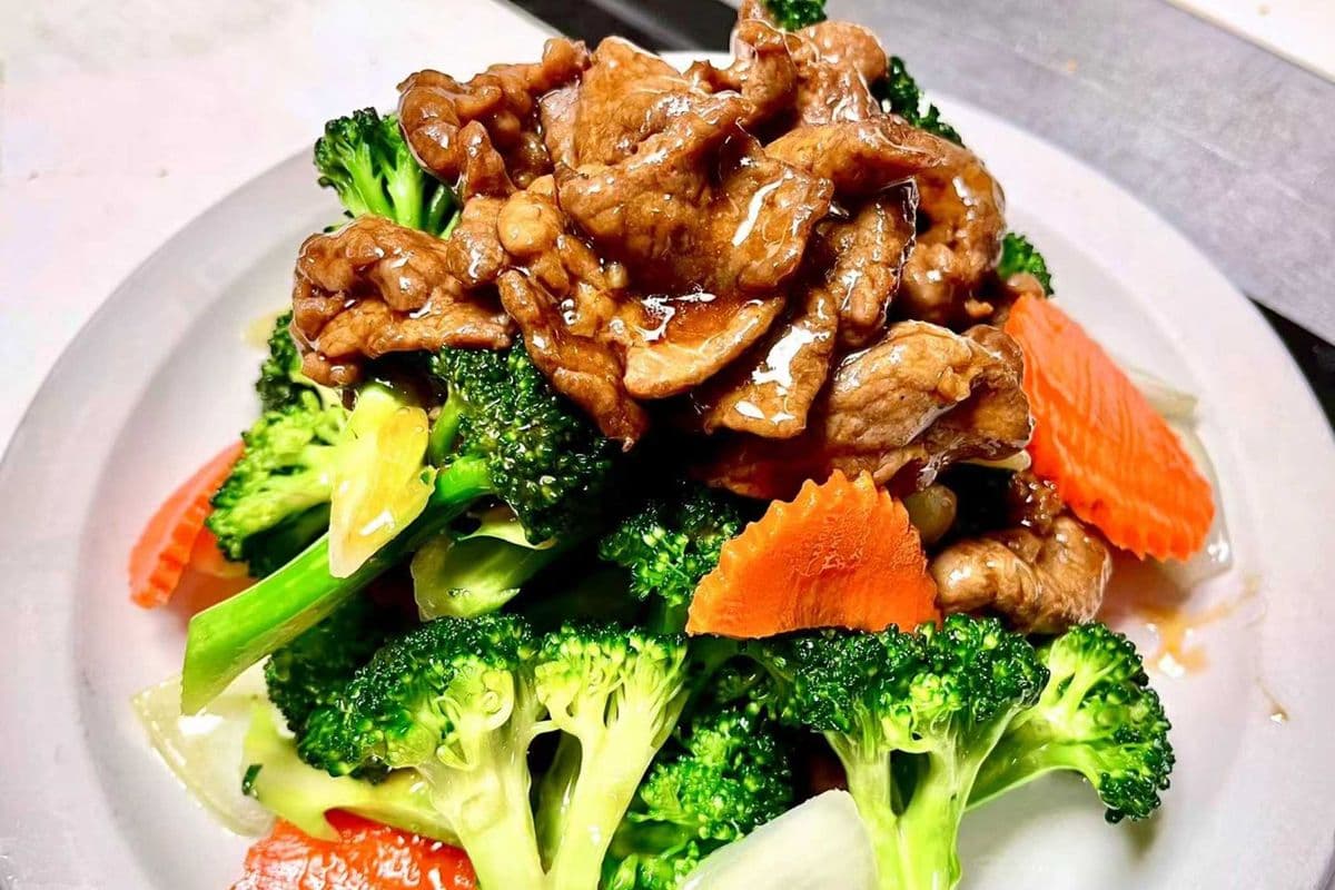 65. Beef mixed vegetables or Broccoli