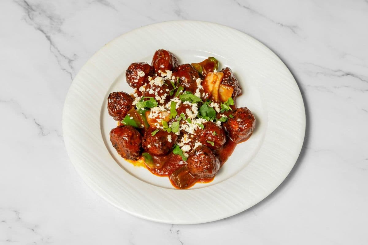 Vegetable Manchurian Platter (Vegan) (10 pcs)