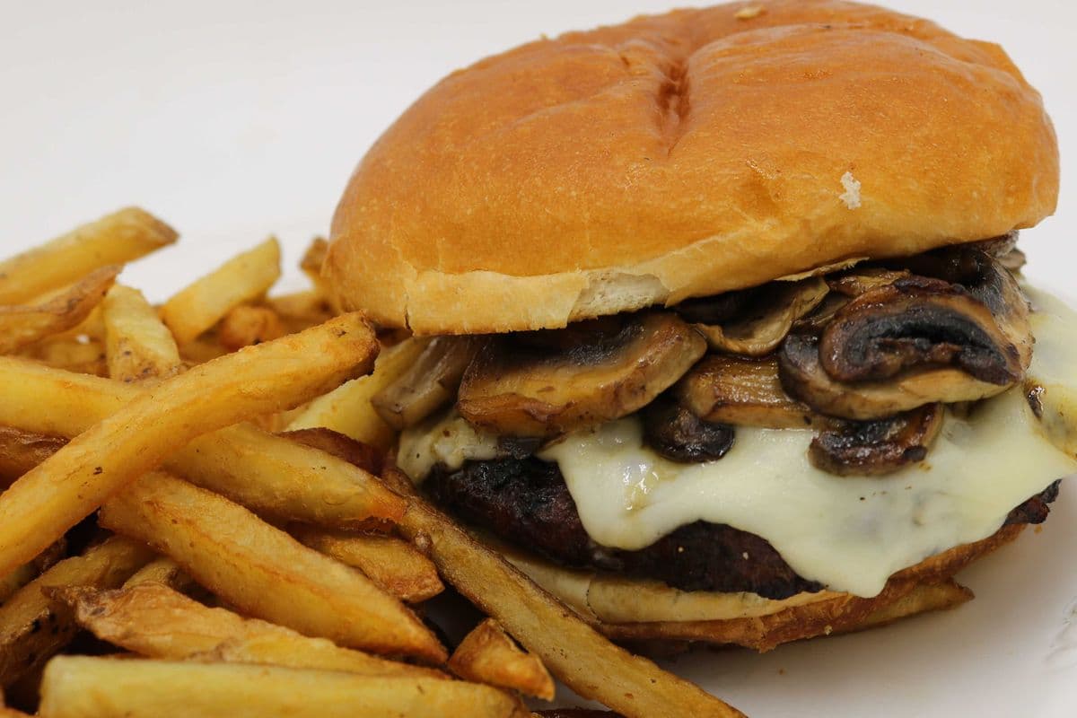 Mozza Mushroom Burger