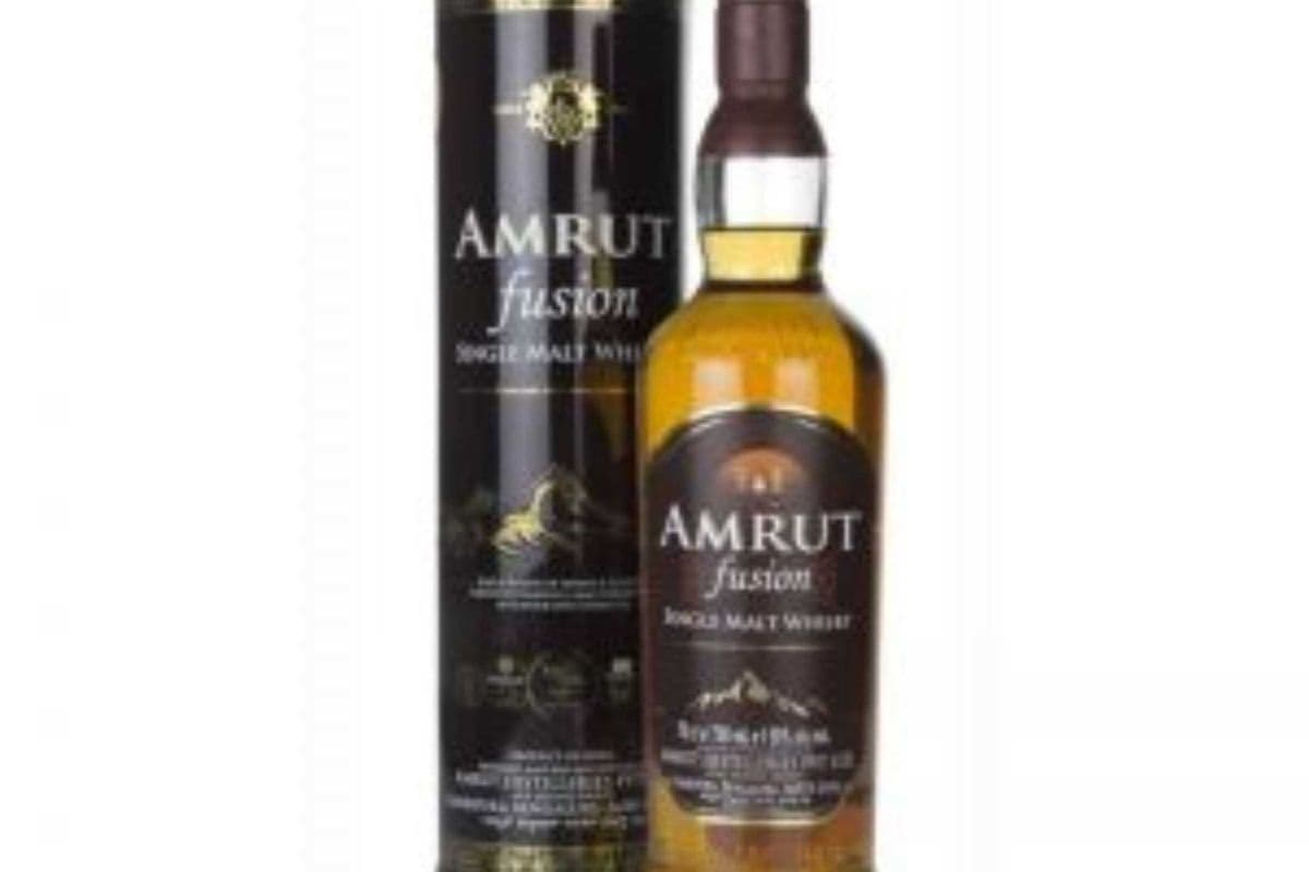 AMRUT FUSION (700ML) (1 x 700ML)