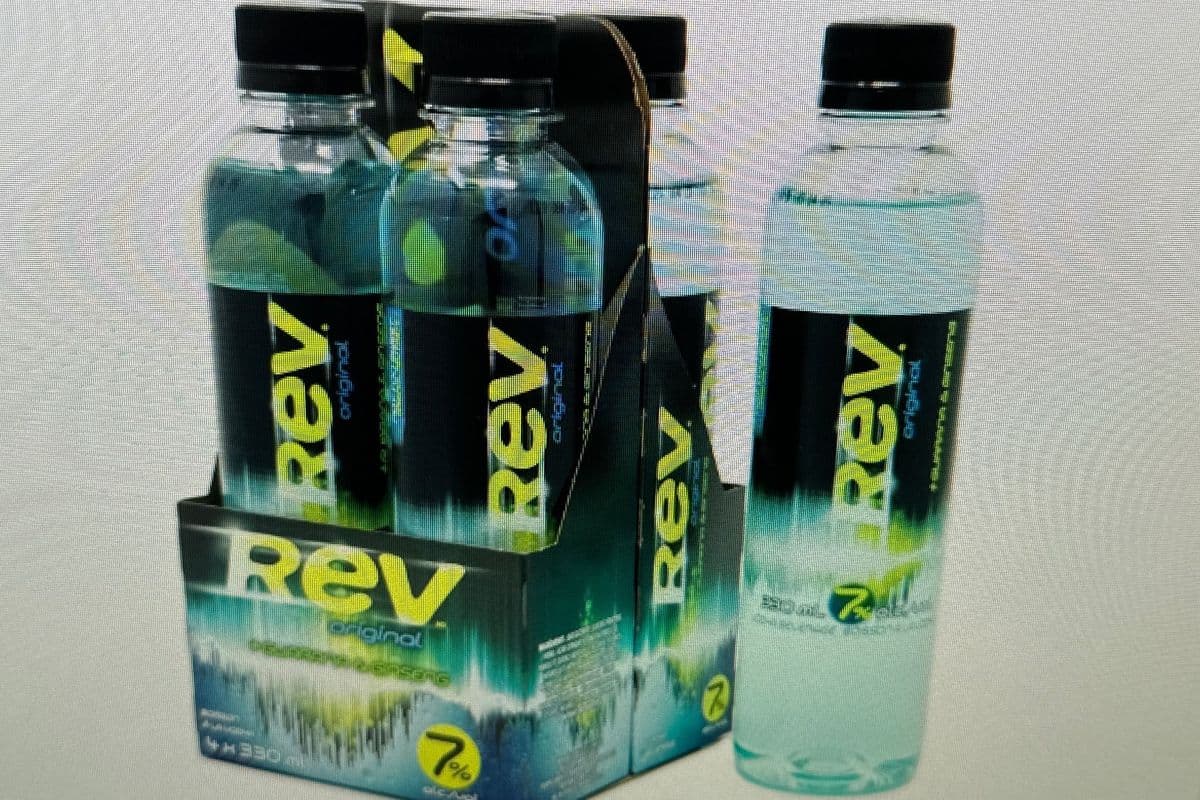 Rev (4 x 330 ml)