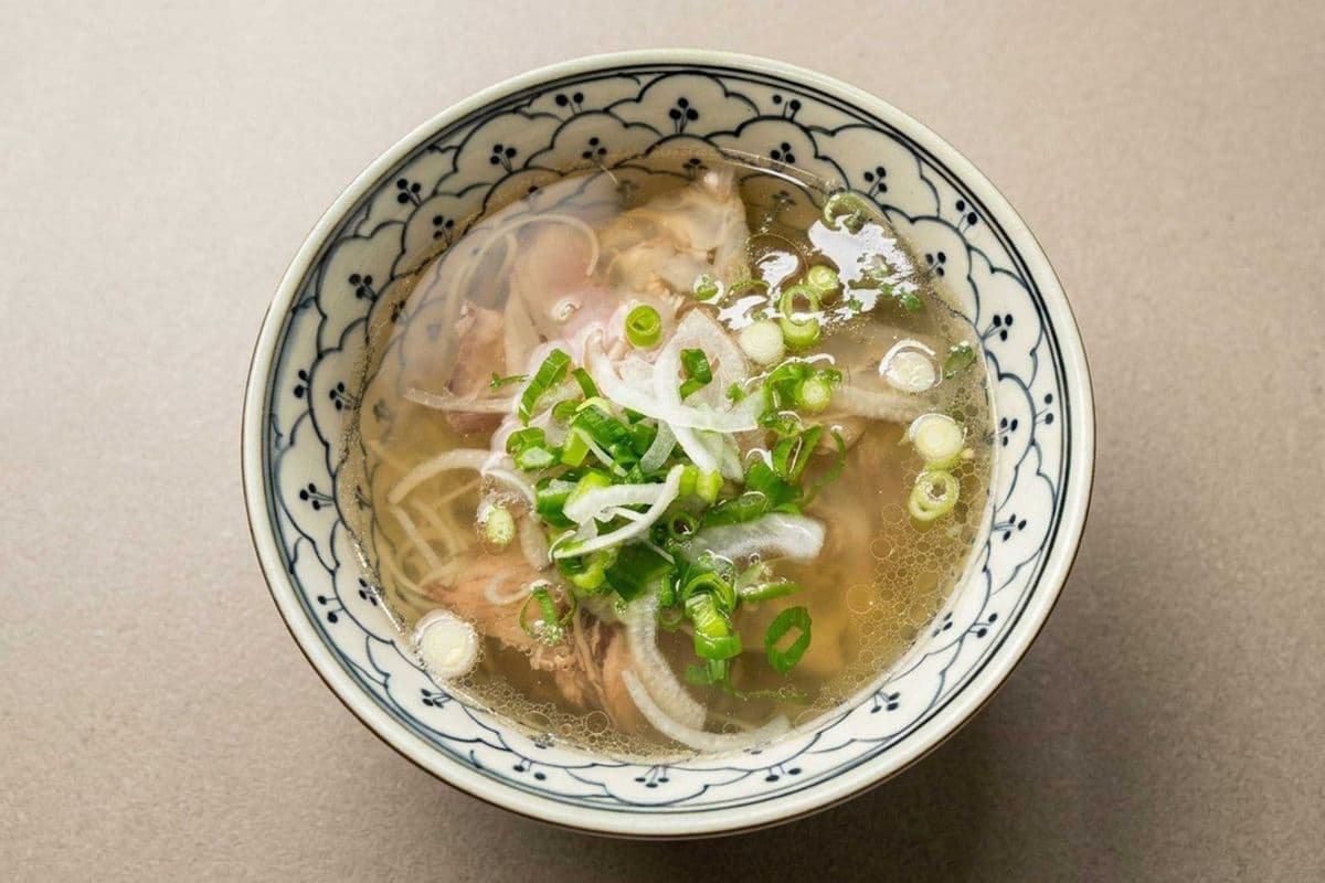 4. Pho Nam Gan