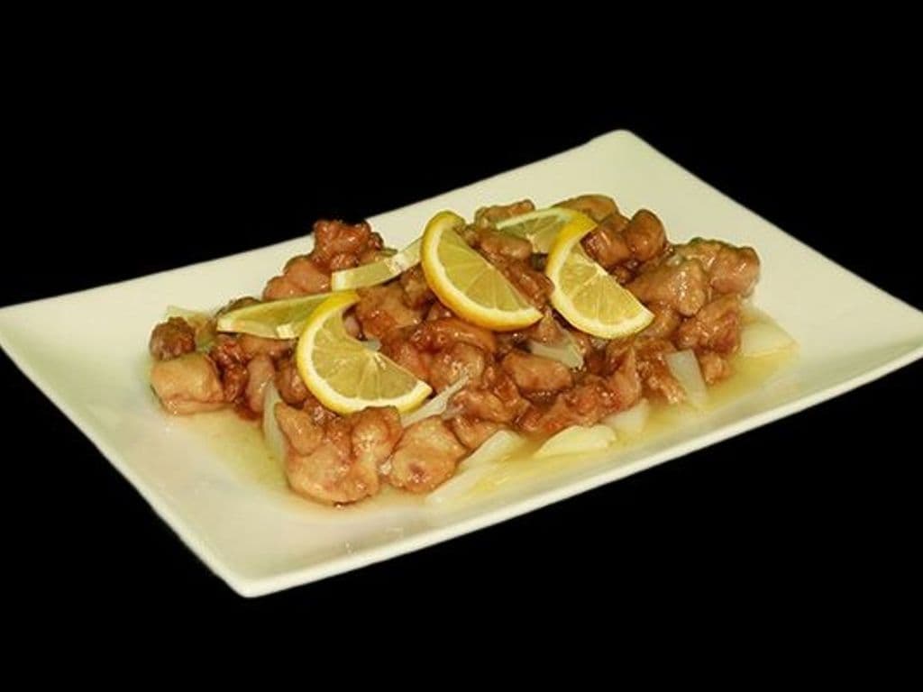 Lemon Chicken  (Sharing Platter No Steamed Rice)