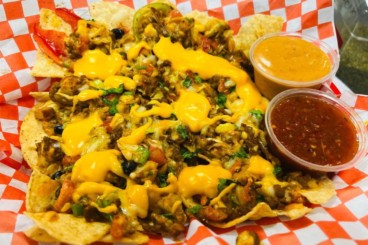 Cheesy Cheesy Nachos