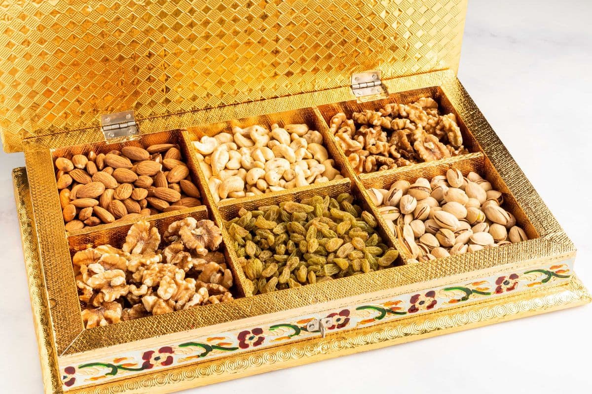 Peacock 6 Part - Dry Fruit Box