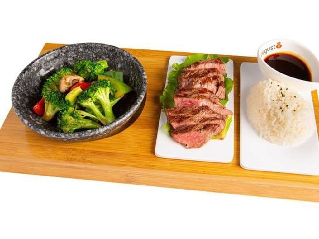 T06 Beef Teriyaki Entree