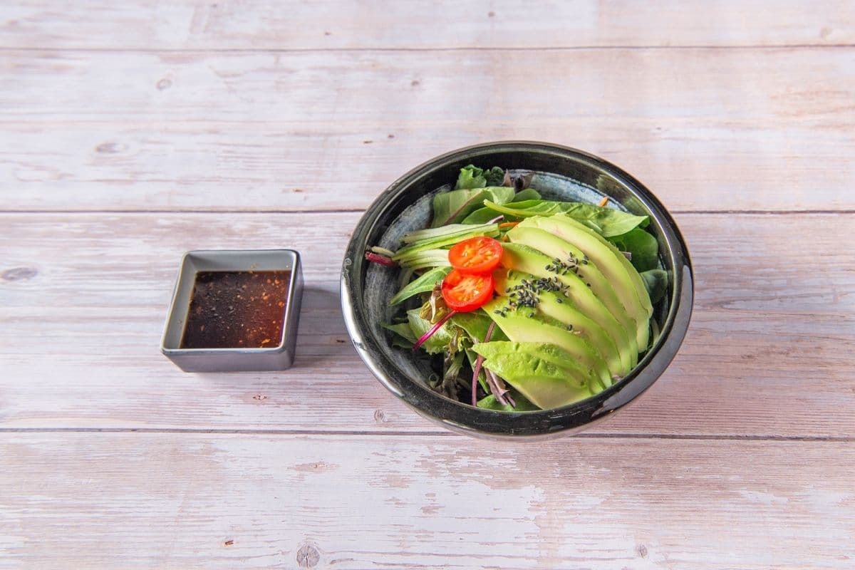 SE03. Avocado Salad