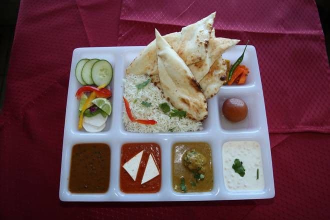 Vegetable Thali with Garlic Naan