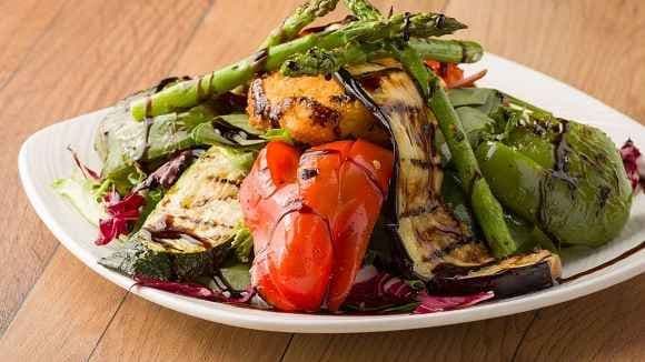 Grilled Vegetables and Warm Goat Cheese Salad