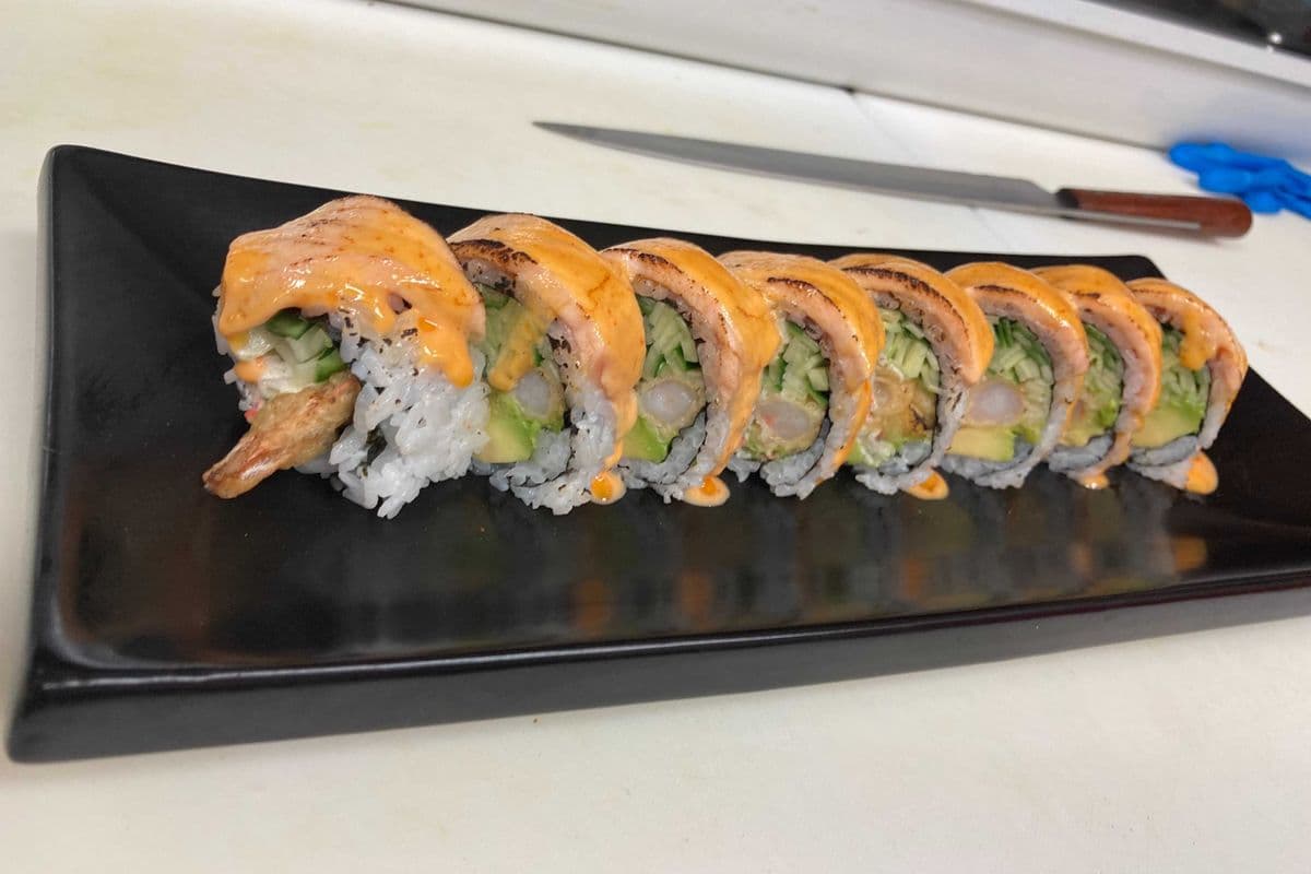 Orange Dragon Roll (8 pcs)