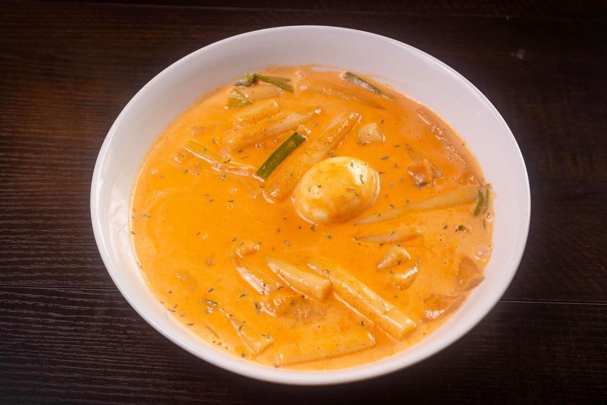 ROSÉ tteokbokki