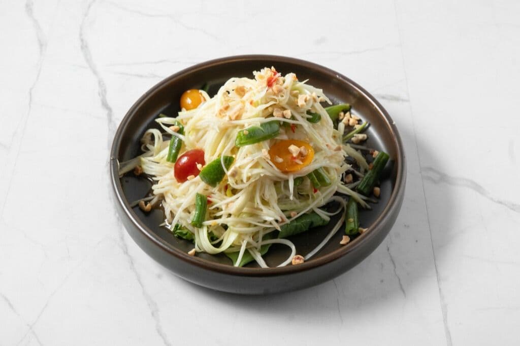 Sal3 - Green Papaya Salad | ส้มตำไทย