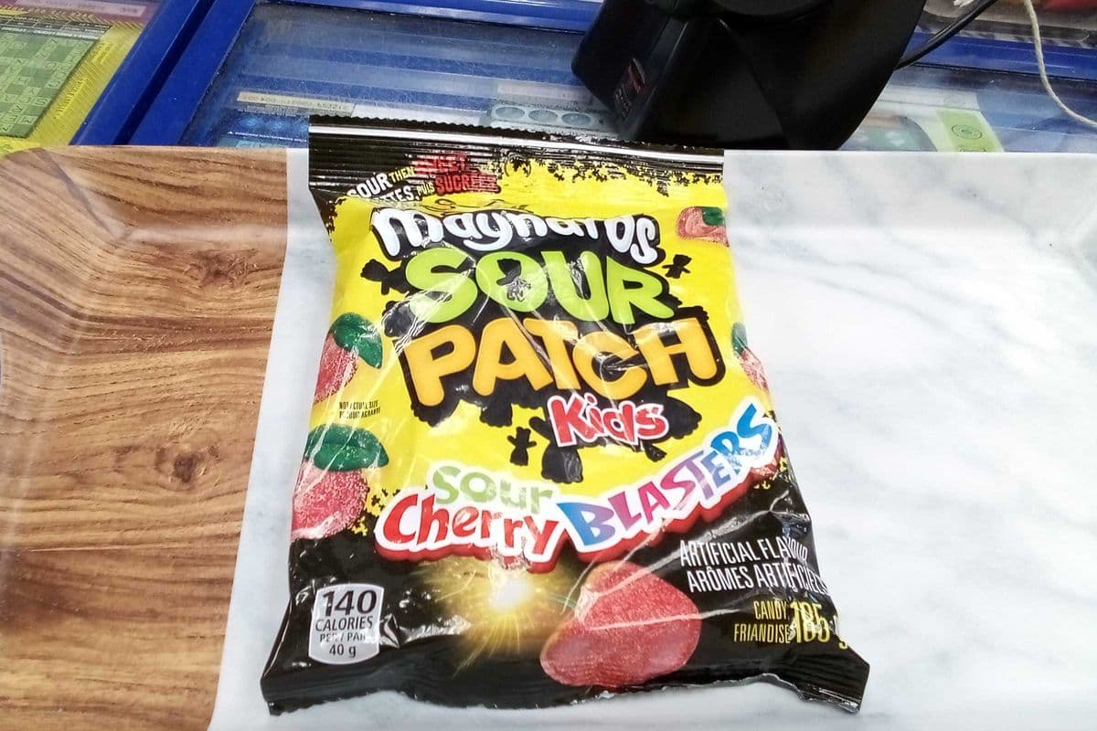 Maynards Sour Cherry Blaster Bag (185 g)