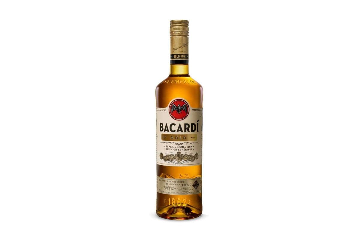 Bacardi Gold (1 x 750 ml)