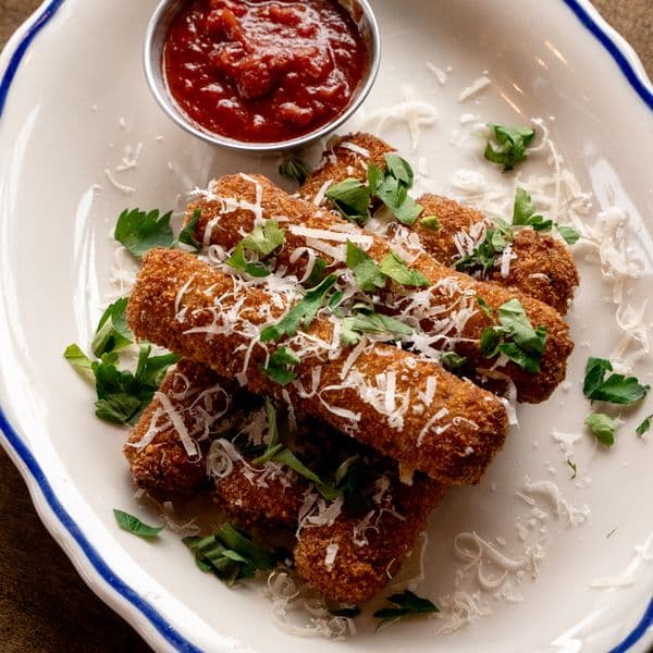 FRIED MOZZARELLA MARINARA