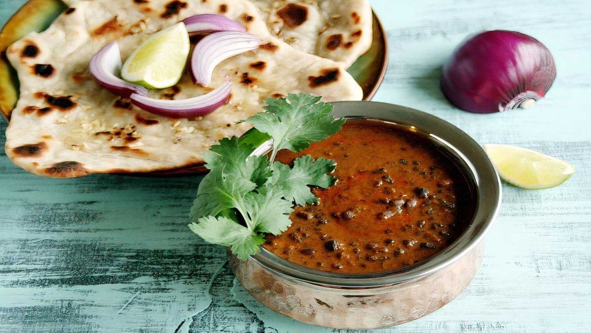Dal Tadka & Tandoori Naan