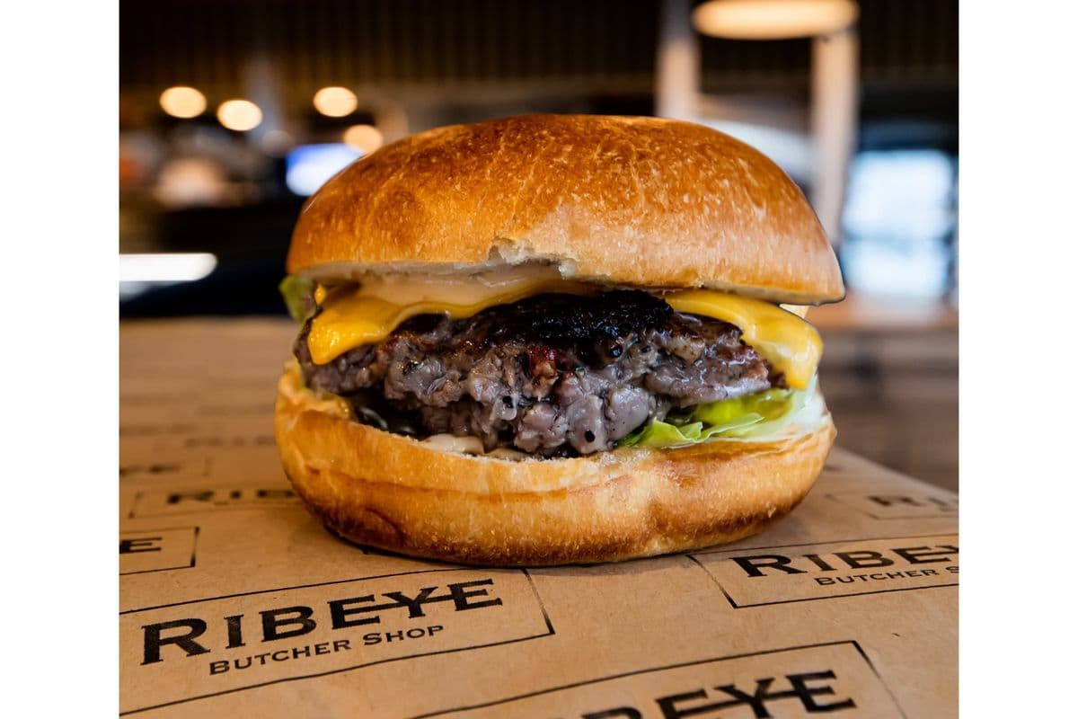 Single Smash Burger (4 oz patty)