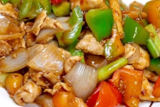 71. Sliced Chicken with Satay Sauce