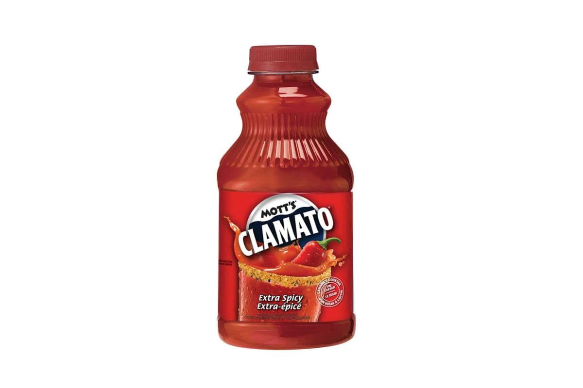 Motts Extra Spicy (945 ml Bottle)