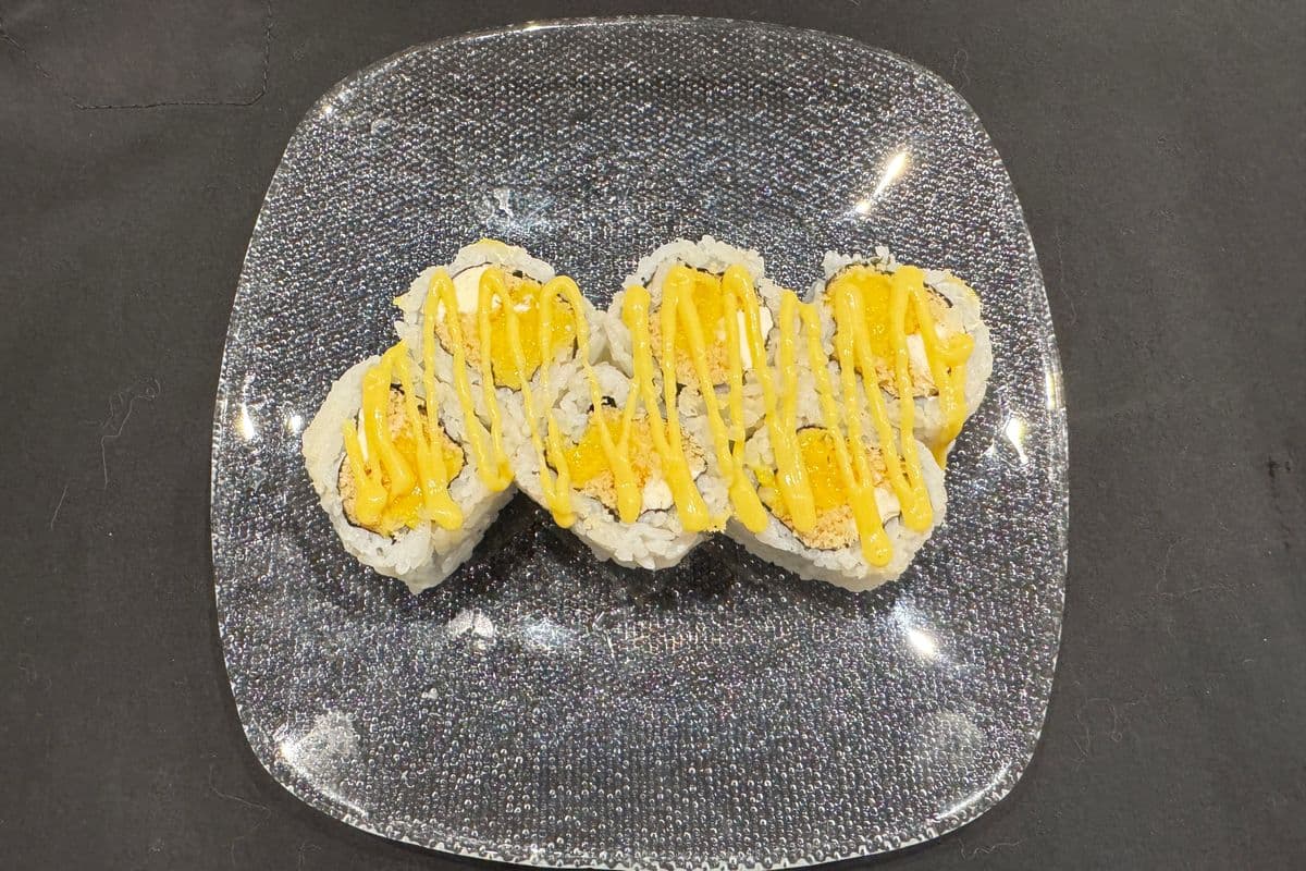 33. Mango cheese Roll(6pcs)