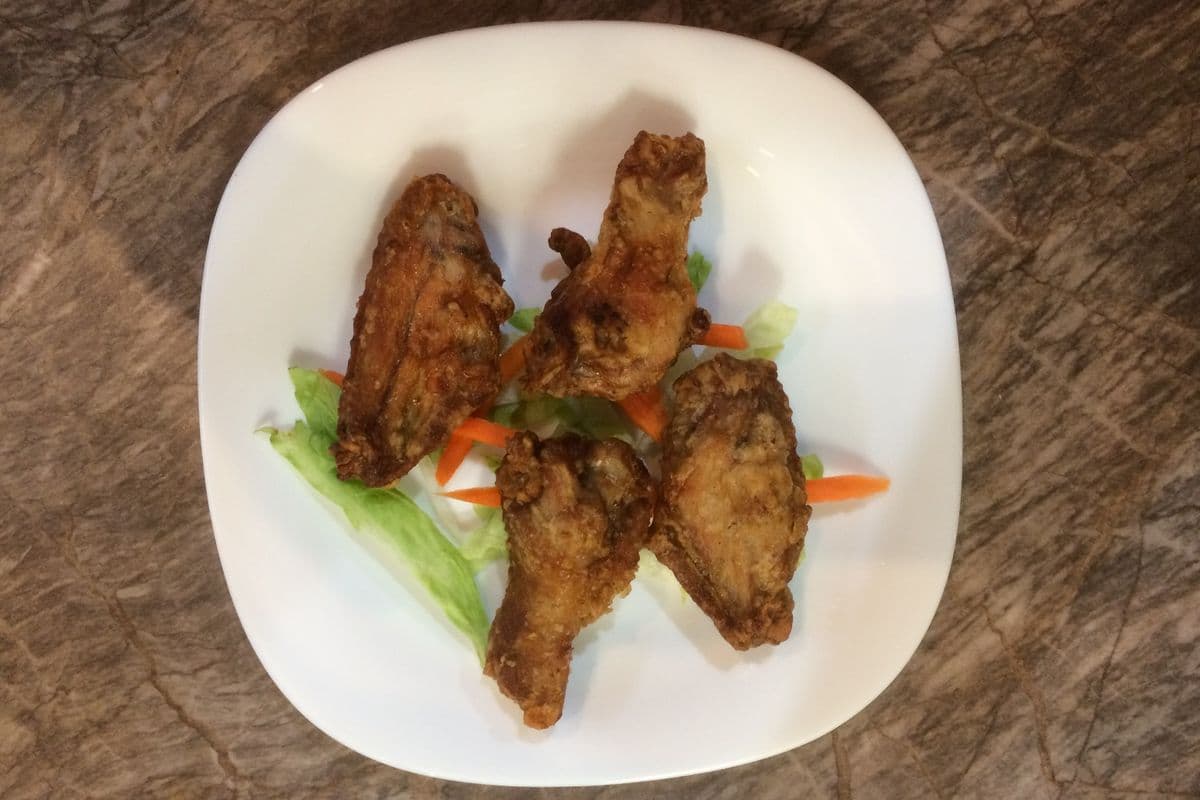 A19. Deep-Fried Chicken Wings/ Canh Ga Chien