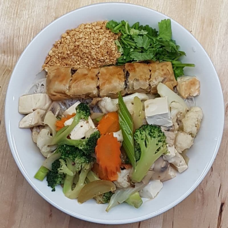 Bol de printemps au tofu et légumes