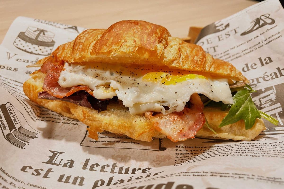 Bacon and Egg Croissant