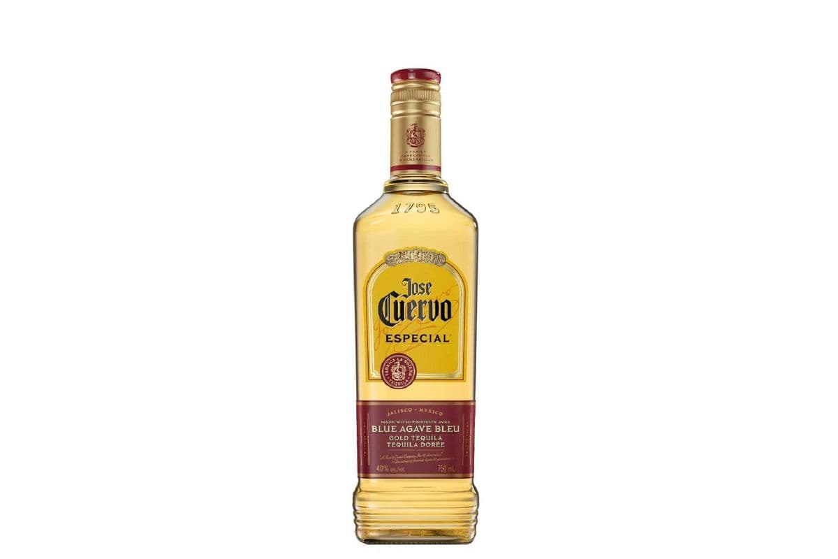 Jose Cuervo Especial Gold Tequila (1 x 750 ml)