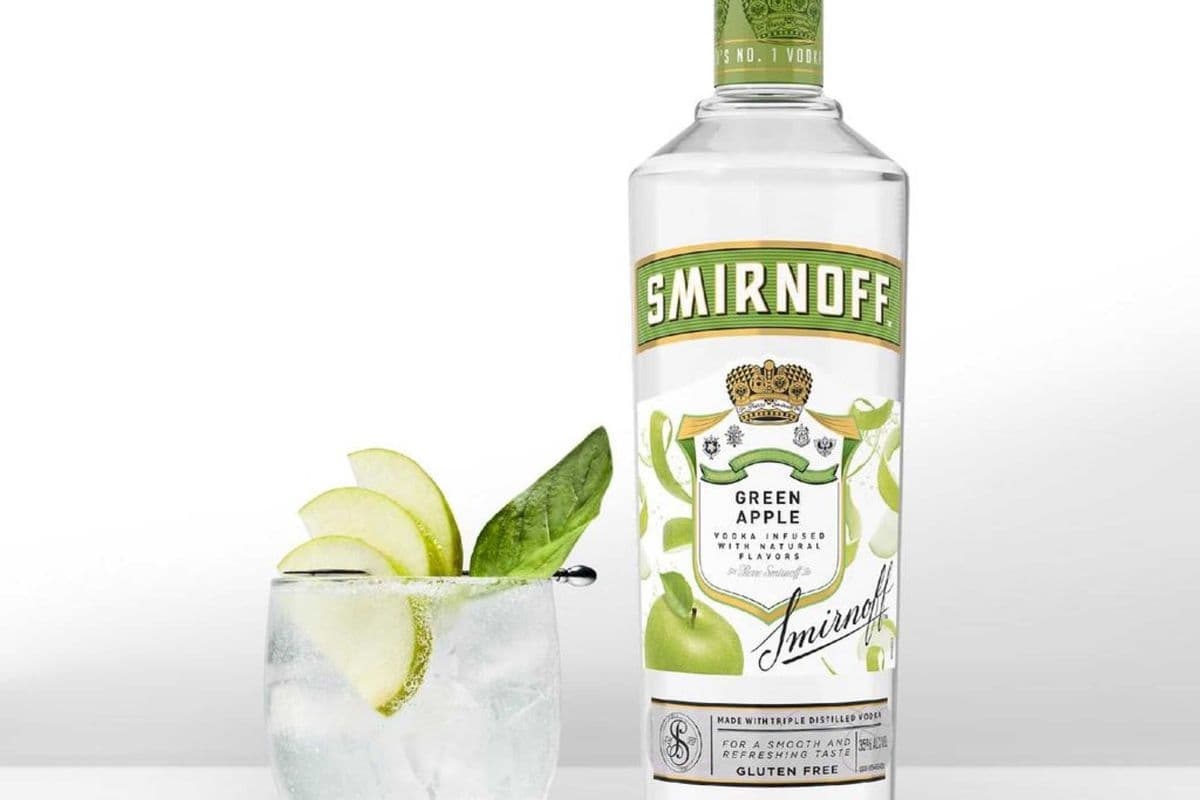 SMIRNOFF GREEN APPLE (750ML) (1 x 750ML)