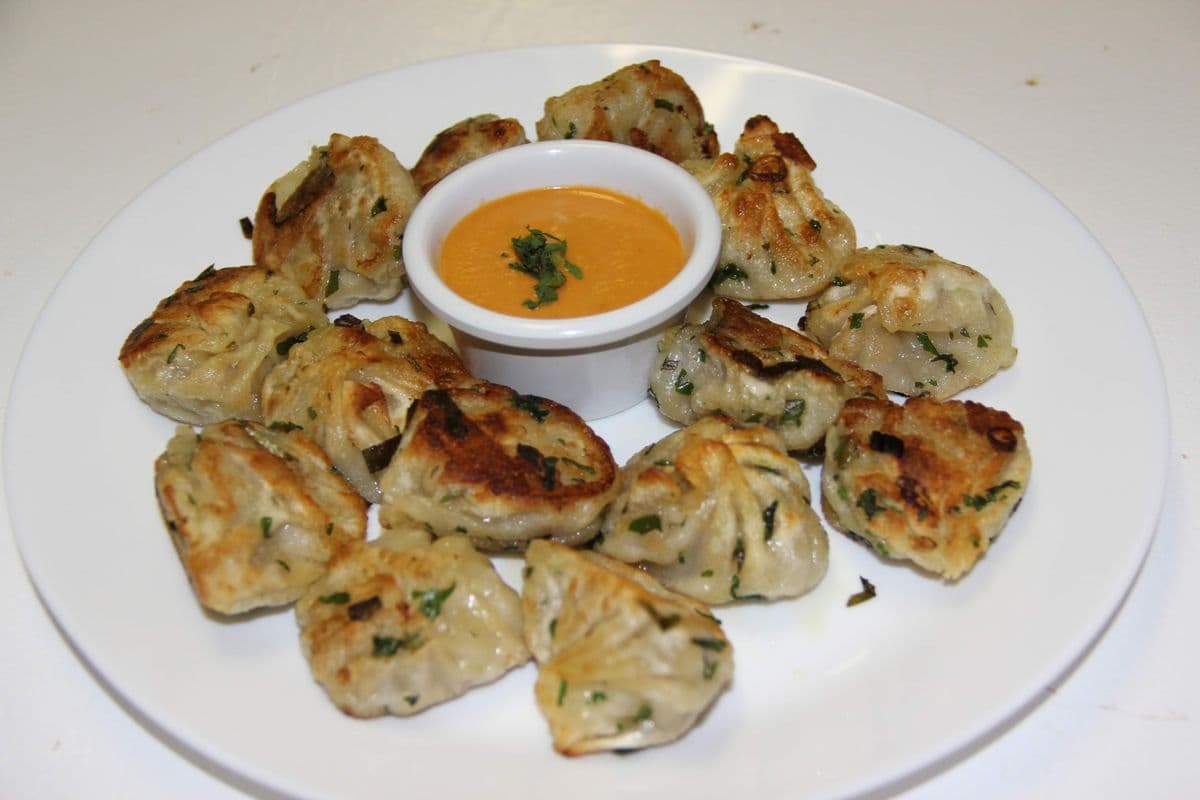 Kothe Momo