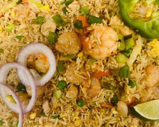 Hakka Style Chicken & Shrimp Fried rice