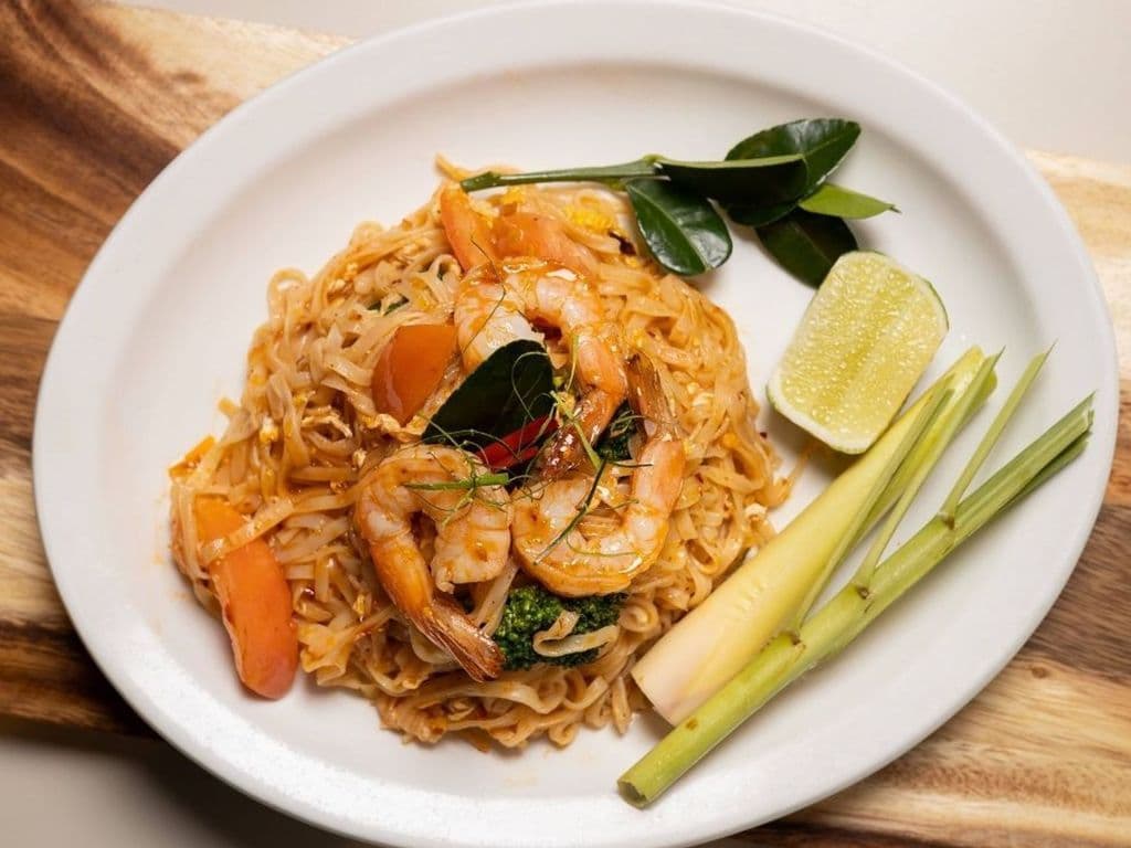NF4. Tom Yum Fried Noodle