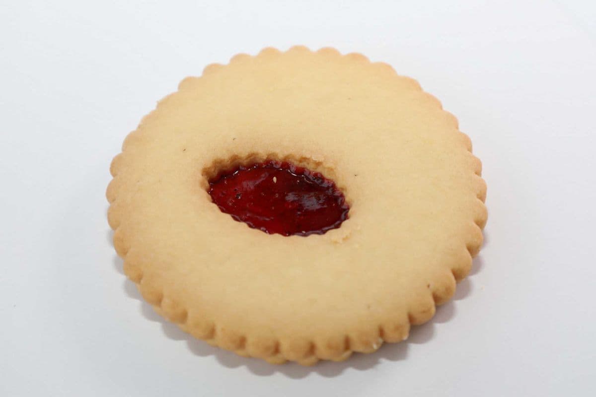 Strawberry Shortbread (1 pc)