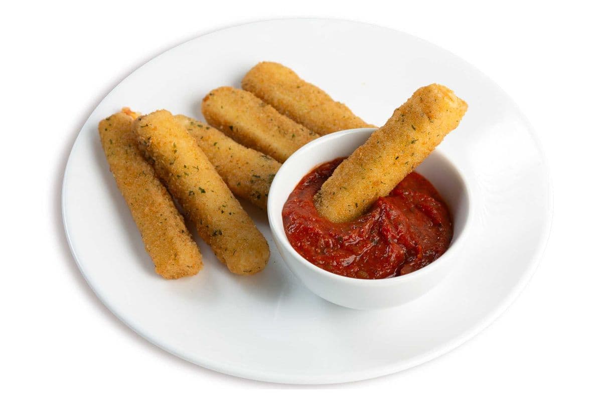 Mozzarella Sticks (6 pcs)