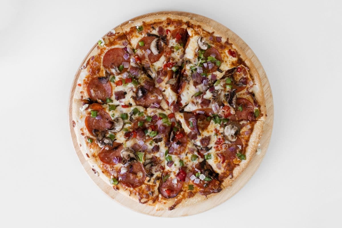 Large Italian Classic Pizza