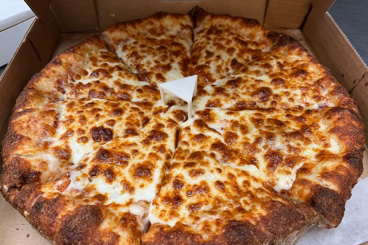 16" Pepperoni Pizza