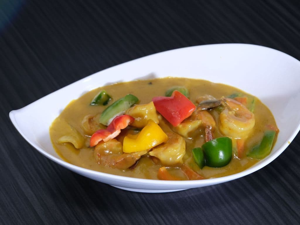 Curry Shrimp w/ Veggies (Spicy)(咖喱虾) (12pcs)