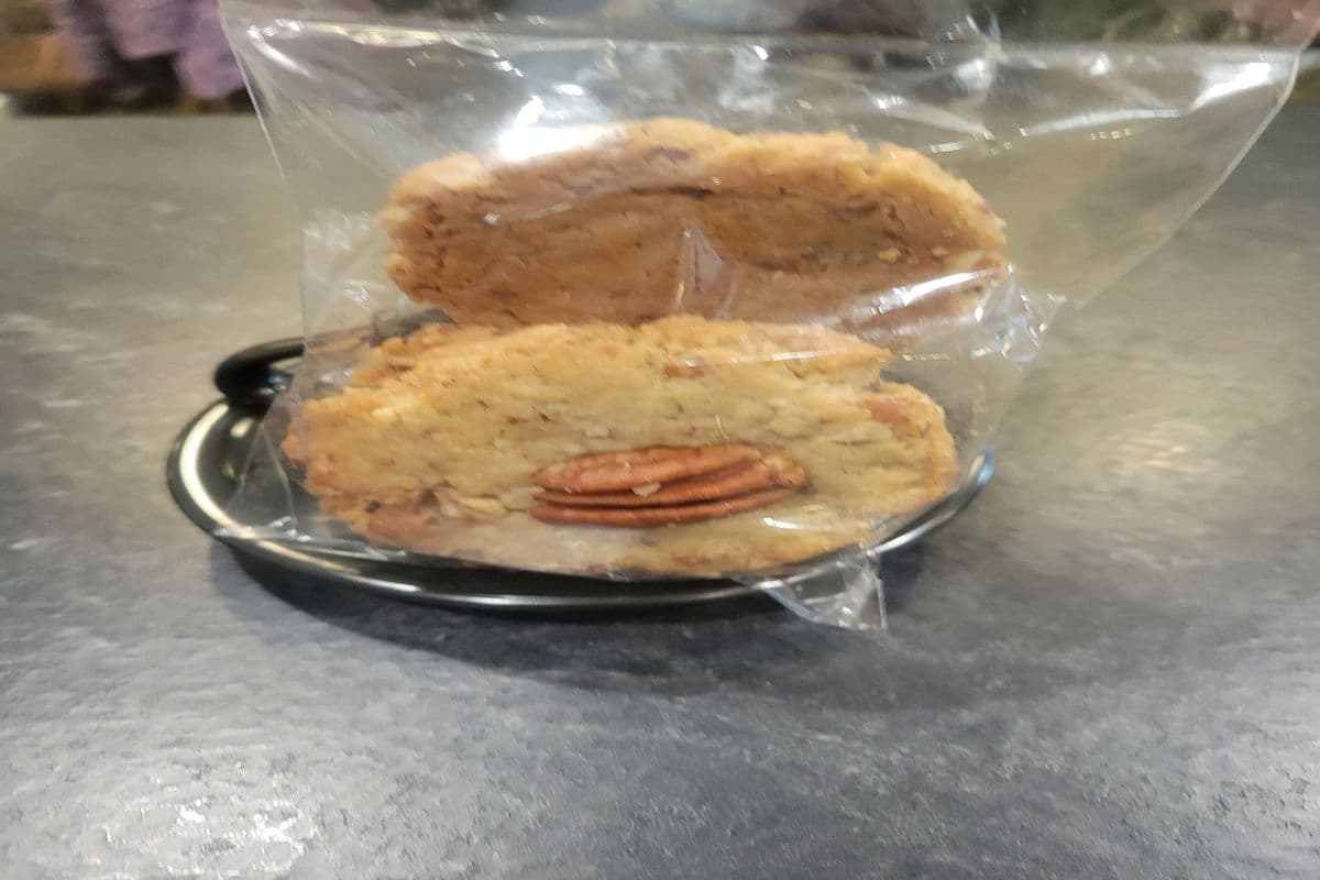 Pecan Sandy Cookie