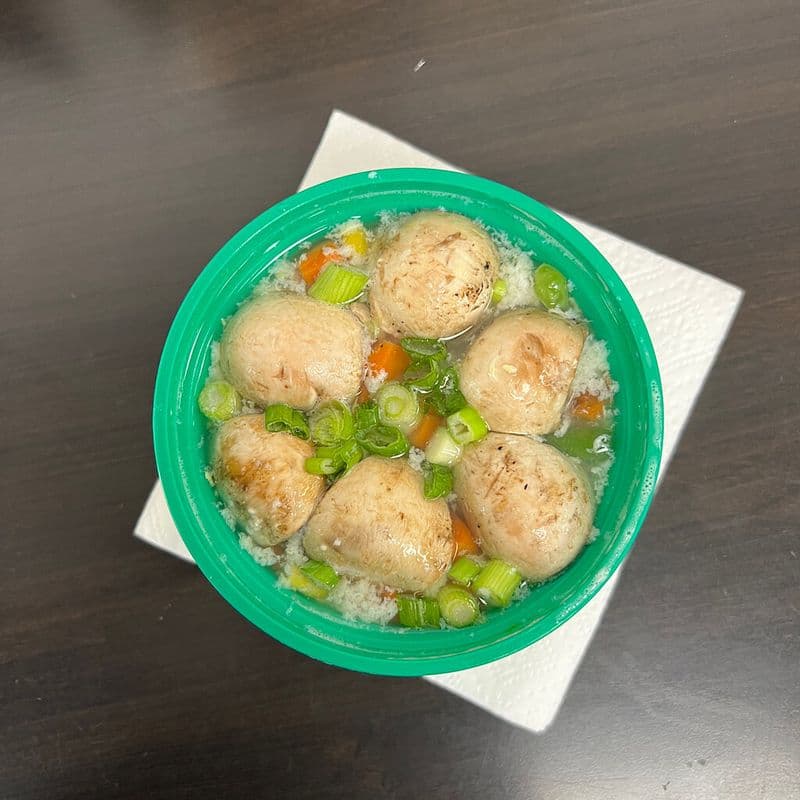 SOUPE ŒUFS ET CHAMPIGNONS