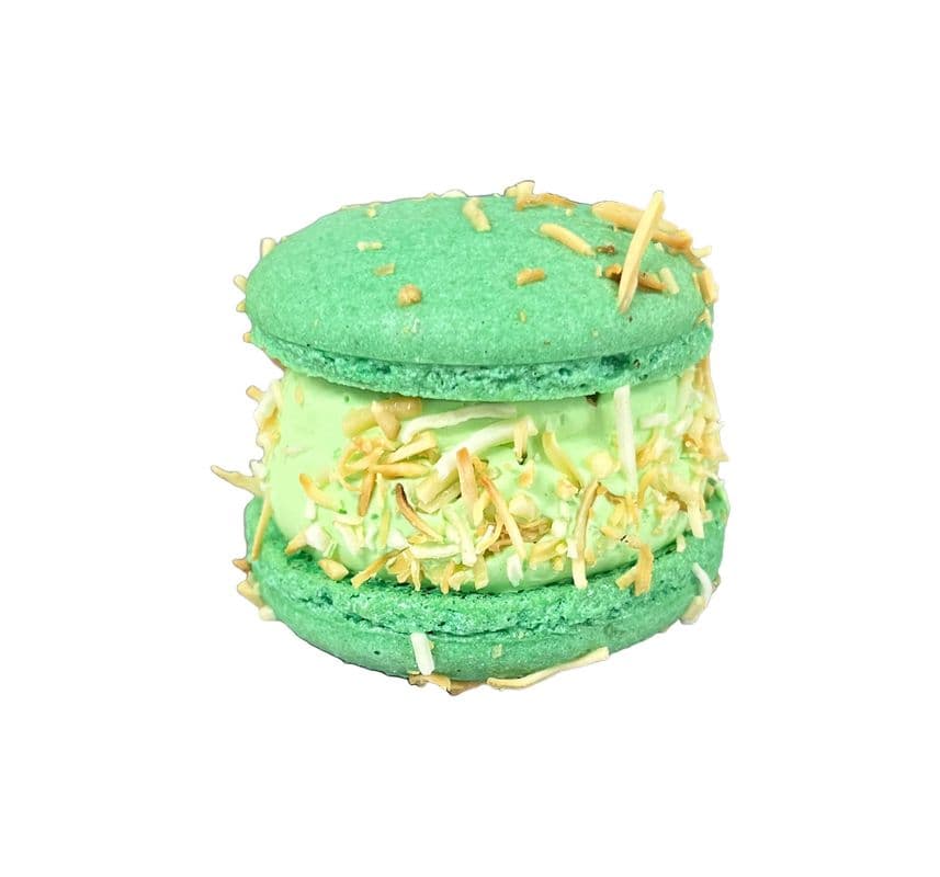 Pandan Toasted Coconut Macaron