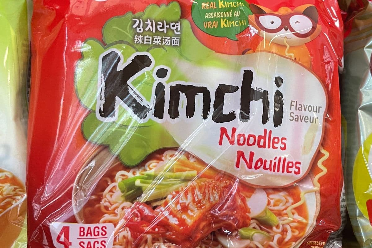 NONGSHIM Kimchi Flavour Noodles (4 Packs)