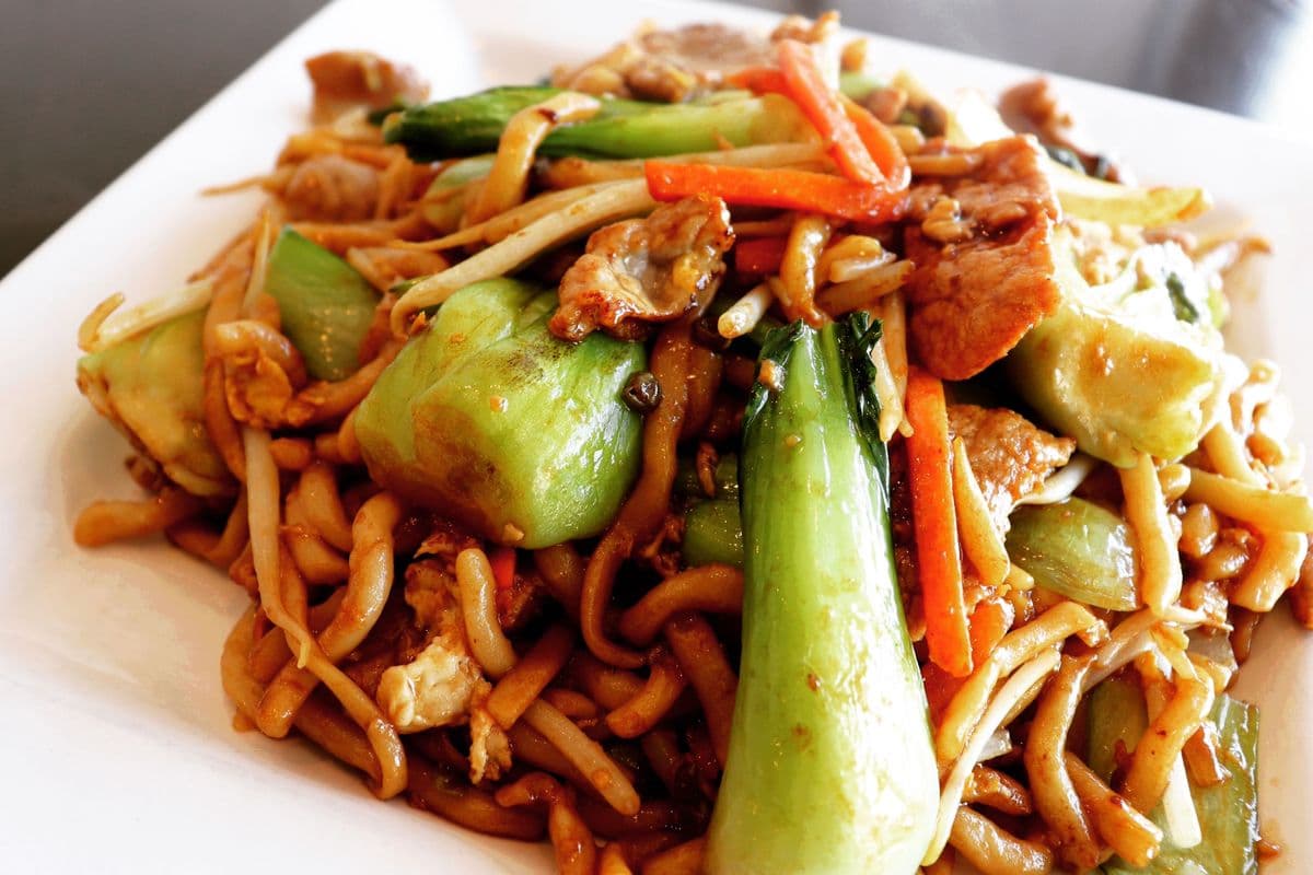 F6. Shanghai Noodles