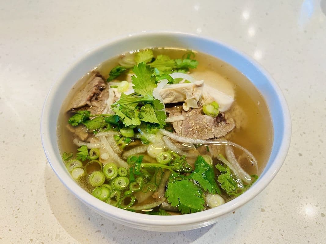P8. Pho with Chicken (White meat)